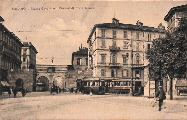ac3720 - CARTOLINA  D'EPOCA - Milano Città - Piazza Cavour  1921