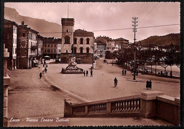 ab6569 -  CARTOLINA  D'EPOCA - Lecco Citta - PIAZZA CESARE BATTISTI