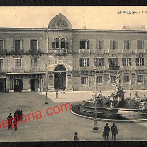 ai6588 - CARTOLINA D' EPOCA - Siragusa Città - Piazza Archimede
