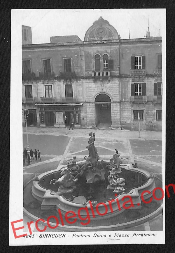 ai6618 - CARTOLINA D' EPOCA - Siragusa Città - Fontana Diana