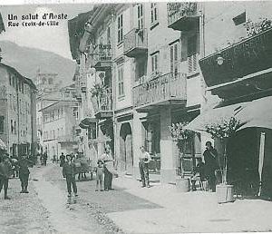 02605 CARTOLINA d'Epoca:  AOSTA Citta' : RUE CROIX DE VILLE