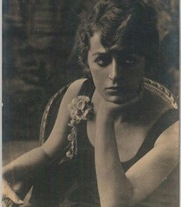 62134 - VINTAGE POSTCARD - CINEMA, Diana Karenne