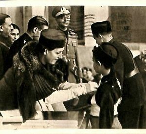 ab0800 - VINTAGE POSTCARD - ROME City