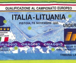 C2820- Vecchio BIGLIETTO PARTITA CALCIO 1995 ITALIA VS LITUANIA