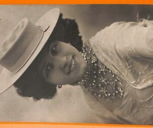 AA8668 – VINTAGE POSTKARTE – KINOSCHAUSPIELERIN: MADAMME SAHARY