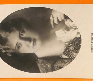 AA8444- VINTAGE POSTCARD - CINEMA ACTRESS: HENNY PORTEN