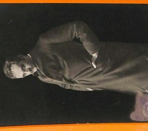 AA8432 - VINTAGE POSTCARD - CINEMA ACTOR: HEDDA GABLER