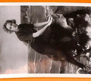 AA8607 -VINTAGE POSTCARD - CINEMA ACTRESS: PAULINE CHASE
