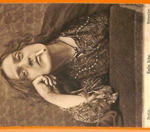 AA8664 – VINTAGE POSTKARTE – KINOSCHAUSPIELERIN: SOFIE JEBE