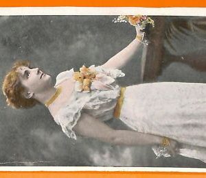AA8384- VINTAGE POSTCARD - CINEMA ACTRESS: ELLALINE TERRISS