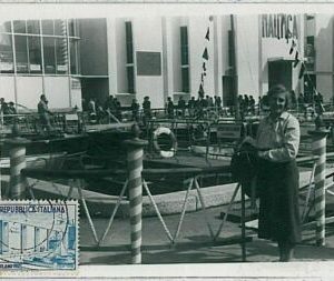 37201 - Italy - MAXIMUM CARD - REAL PHOTO Milano FIERA Architecture