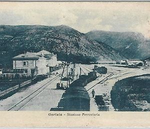 52920  - CARTOLINA d'Epoca - GORIZIA Città - STAZIONE FERROVIARIA Treni