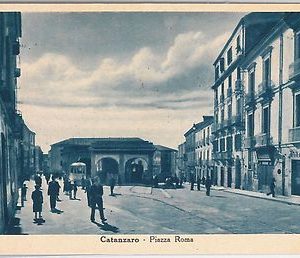 44417   CARTOLINA d'Epoca - CATANZARO Città -  PIAZZA ROMA