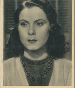 78891 VINTAGE POSTCARD - CINEMA: Lilia Silvi