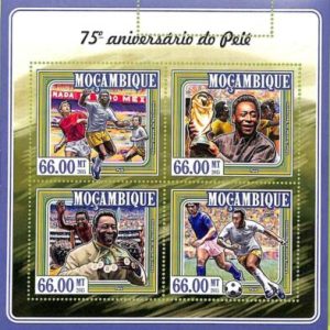 A8255 - MOCAMBIQUE - ERROR MISPERF Stamp Sheet -2015  Sports FOOTBALL Pele