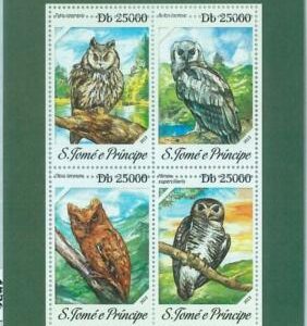 M1651 - S TOME & PRINCIPE, ERROR, 2013, MISPERF SHEET: Birds, Owls