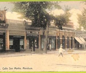 af0707 - ARGENTINA - Vintage Postcard - Mendoza - Calle San Martin