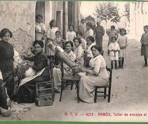 ah1805 - SPAIN -VINTAGE POSTCARD   Postal Antigua - Arbos  - 1916 LACE MAKING