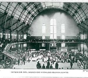 24479 - MEXICO  - VINTAGE POSTCARD- GUANAJUATO: MARKET