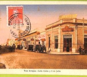 af1079 - ARGENTINA - Vintage Postcard -  Tres Arroyos - Calle Colon - 1928