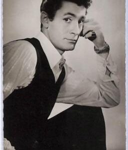 ad8854 -  VINTAGE POSTCARD - CINEMA Music SINGER -  Jean-Claude Pascal