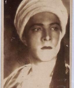 ad8947 -  VINTAGE POSTCARD - Silent CINEMA Muto  - Rodolfo Valentino ITALY