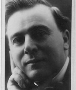 ad8940 -  VINTAGE POSTCARD - Theatre Actor - Alfredo De Sanctis  ITALY