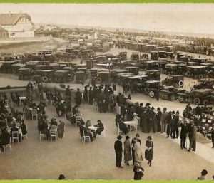 af2611 - URUGUAY - VINTAGE POSTCARD - MONTEVIDEO