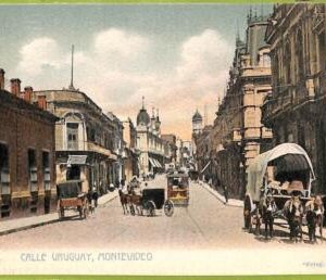 af2686  - URUGUAY - VINTAGE POSTCARD - MONTEVIDEO
