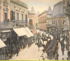 af2615 - URUGUAY - VINTAGE POSTCARD - MONTEVIDEO