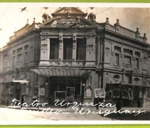 af2710 - URUGUAY - VINTAGE POSTCARD - MONTEVIDEO - Real Photo