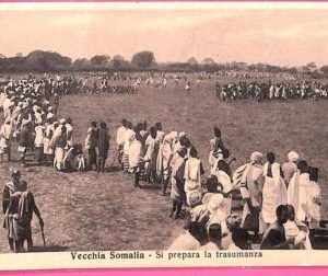 af9213  - SOMALIA - VINTAGE POSTCARD - ETHNIC