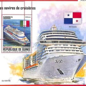 A1982 - GUINEA, ERROR: IMPERF, SOUVENIR SHEET - 2019, Cruise Ships, Flags