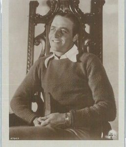 78731 - VINTAGE POSTCARD - CINEMA, James Hall