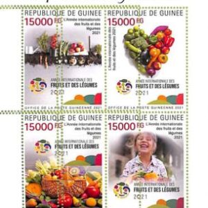 A8086 - REP.GUINEE - ERROR MISPERF  Stamp Sheet - 2021 Plants legumes FRUITS