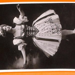 AA8301- VINTAGE POSTCARD - CINEMA ACTRESS : ADELINE GENEE