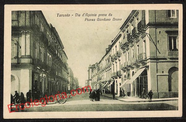ai7403 - CARTOLINA D' EPOCA - Taranto Città - Via d' Aquinio