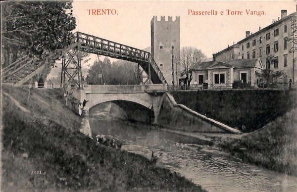 ab5416 -  CARTOLINA  D'EPOCA -  Trento Città : PASSERELLA E TORRE VANGA