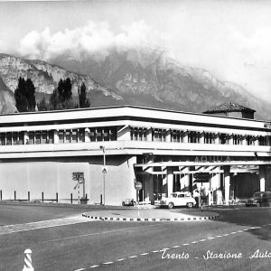 ab5421 -  CARTOLINA  D'EPOCA -  Trento Città : STAZIONE AUTOCORRIERE