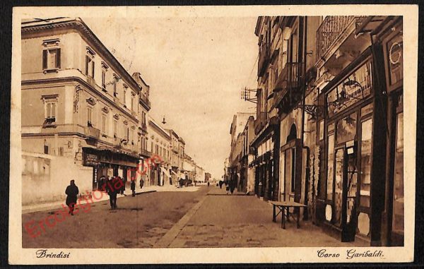 ae4464 - CARTOLINA D'EPOCA - Brindisi Città - Corso Garibaldi