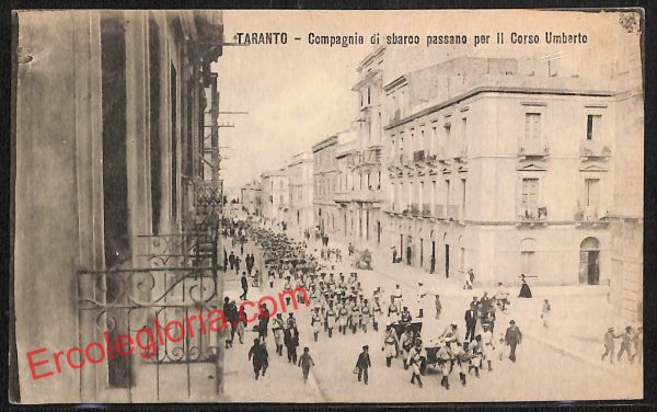 ai7346 - CARTOLINA D' EPOCA - Taranto Città - Corso Umberto