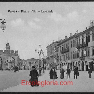ae3001 - CARTOLINA  D'EPOCA - Verona Città - Piazza Vittorio Emanuele