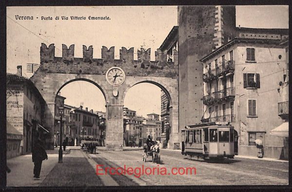 ae2965 - CARTOLINA  D'EPOCA - Verona Città - Porta e Via Vittorio Emanuele