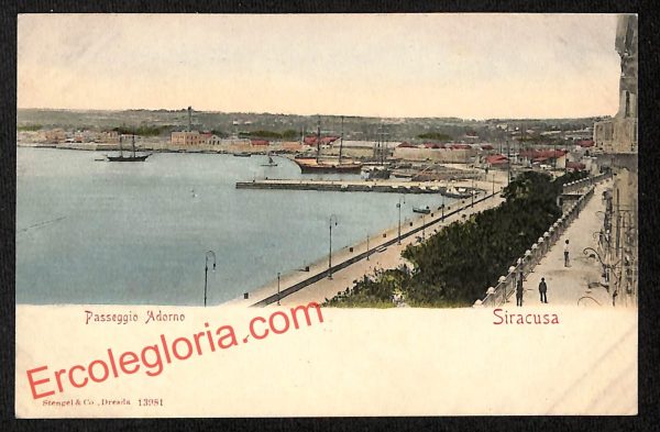 ai6495 - CARTOLINA D' EPOCA - Siragusa Città - Passeggio Adorno