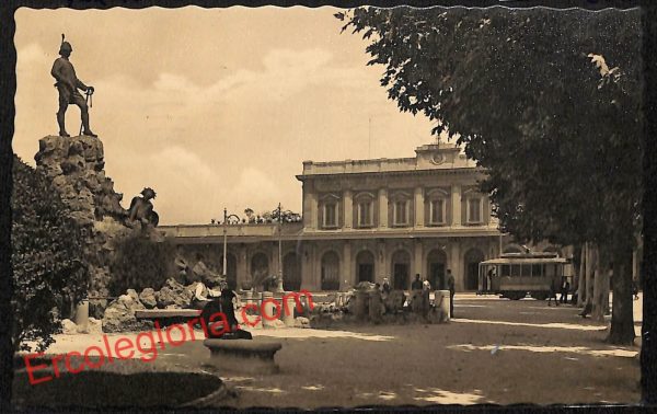 ah5359 - CARTOLINA D'EPOCA - Parma Città - Monumento a Vittorio Bottego