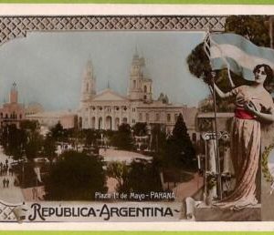 af0786 - ARGENTINA - Vintage Postcard - Parana - Entre Rios - Plaza de Mayo-FLAG