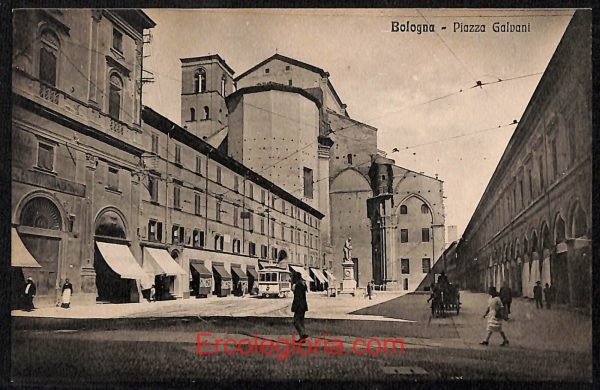 ae2028 - CARTOLINA  D'EPOCA - Bologna Città - Piazza Calvani