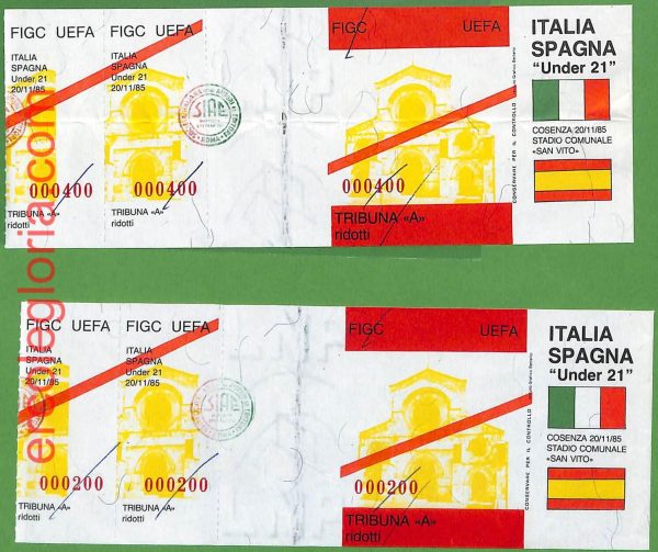 ZA2334 - Vecchio  BIGLIETTO PARTITA  CALCIO - 1985 : Italy vs Spain