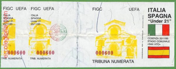 ZA2337 - Vecchio  BIGLIETTO PARTITA  CALCIO - 1985 : Italy vs Spain - immagine 3