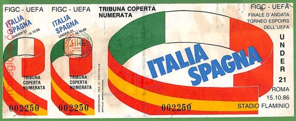 ZA2339 - Vecchio  BIGLIETTO PARTITA  CALCIO - 1986 : Italy vs Spain
